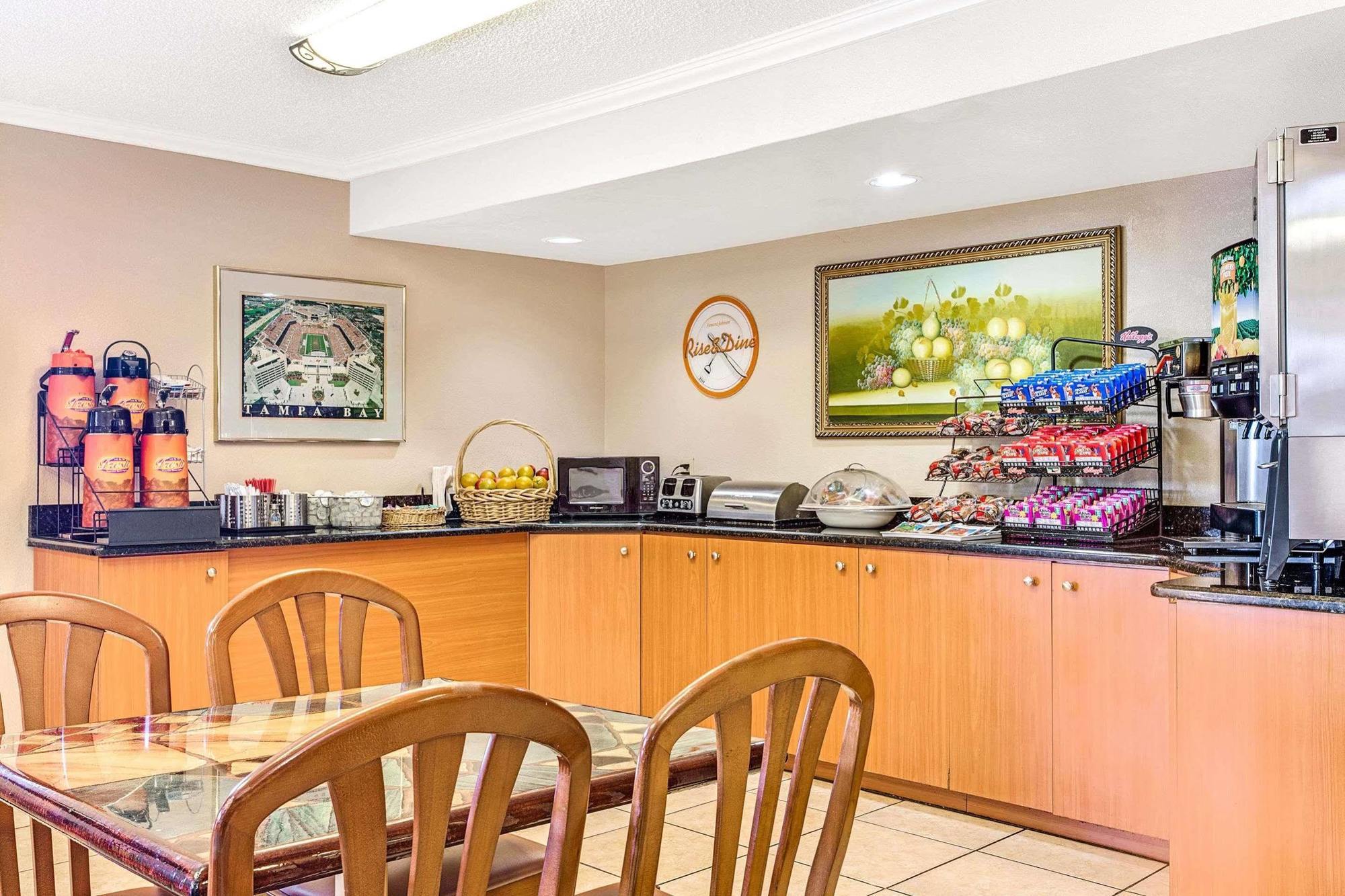 Airport Inn Tampa Ngoại thất bức ảnh